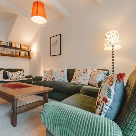 Sonnenappartements By Interhome